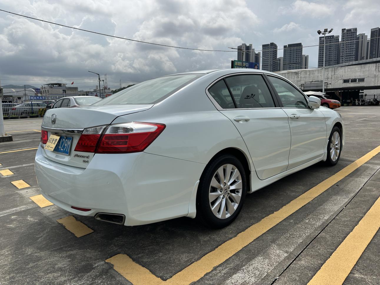 Honda Accord 2015 thumb 4