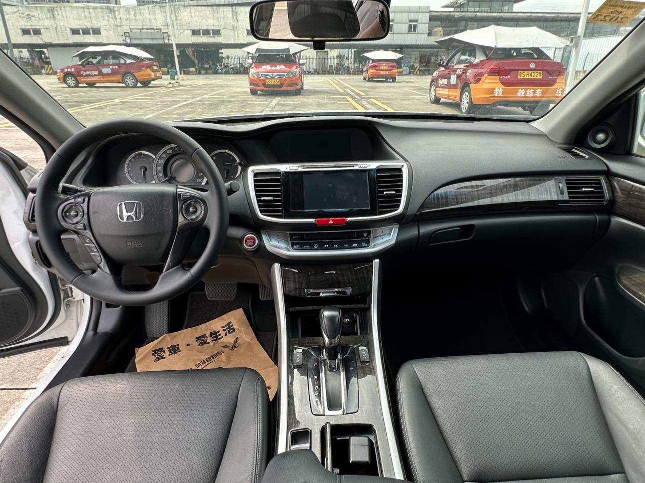 Honda Accord 2015 thumb 5