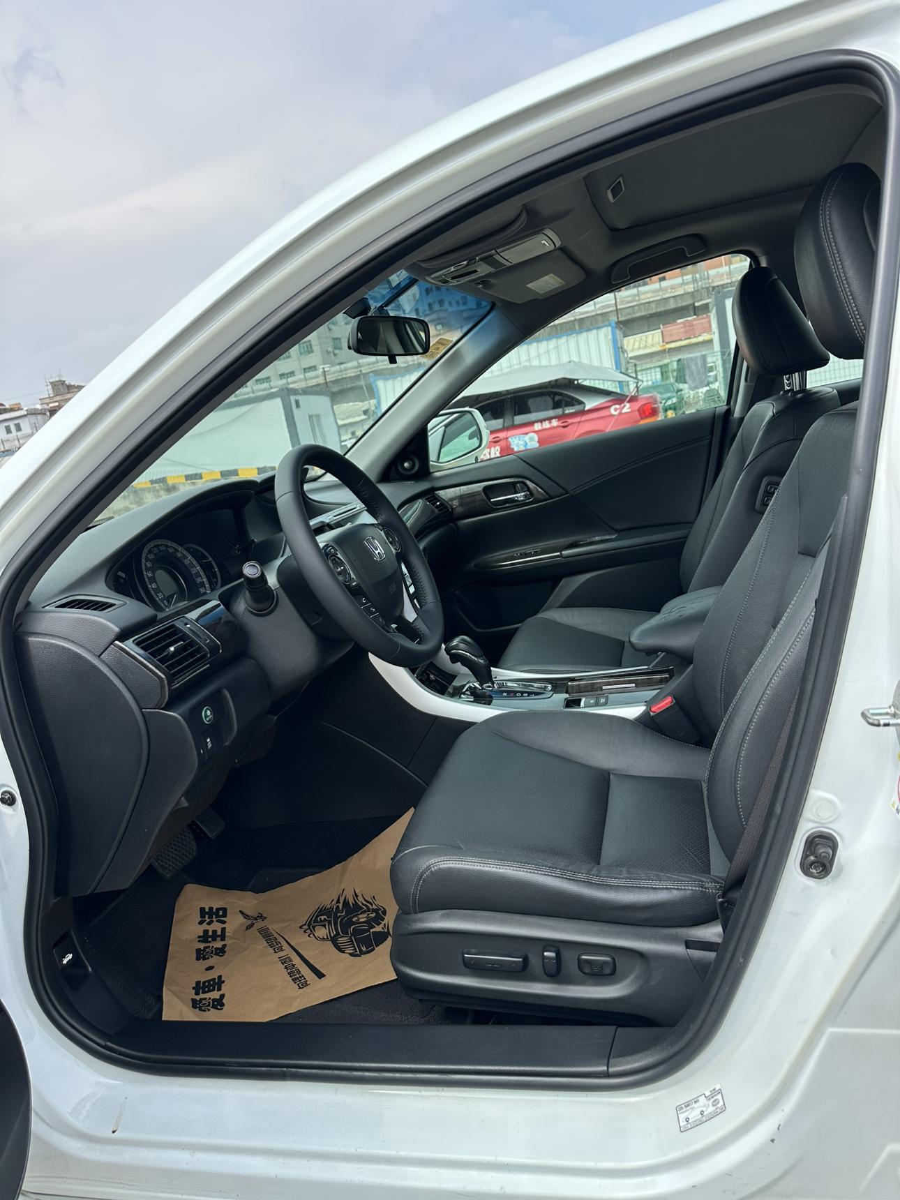 Honda Accord 2015 thumb 6