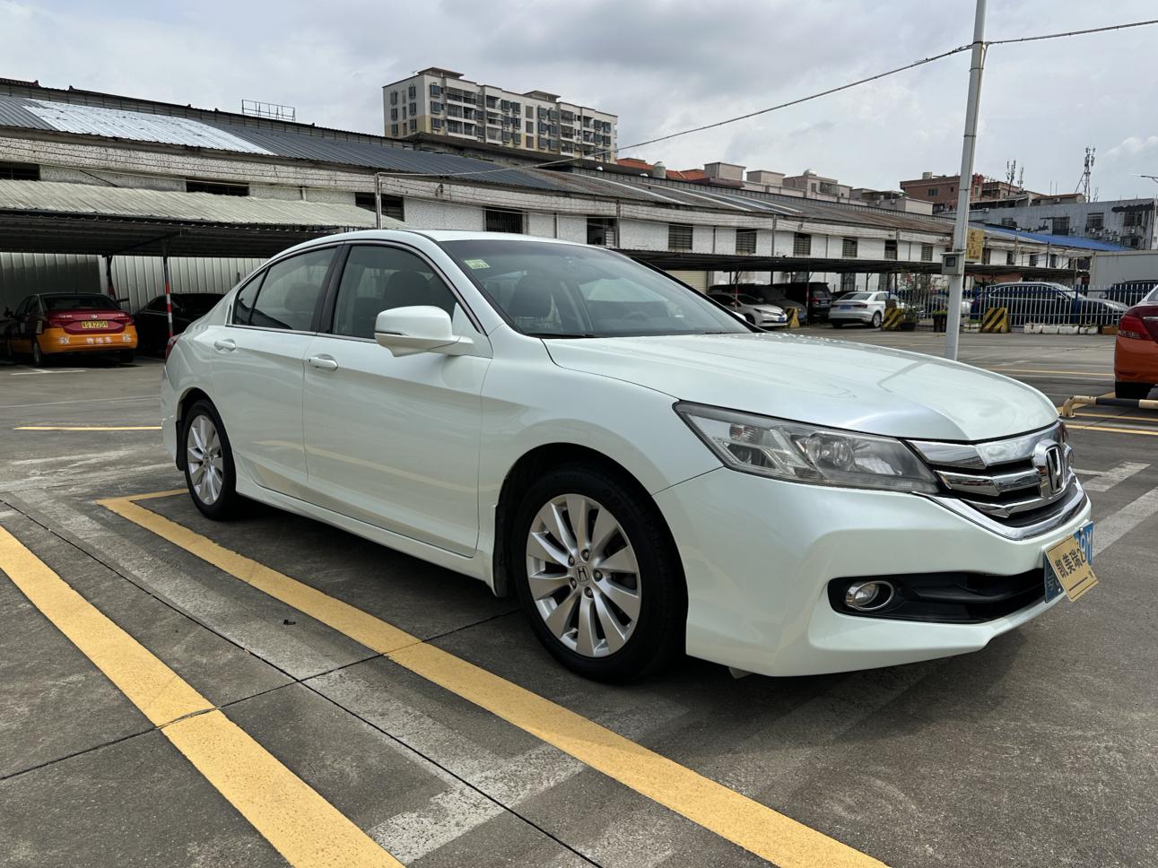 Honda Accord 2015 thumb 10