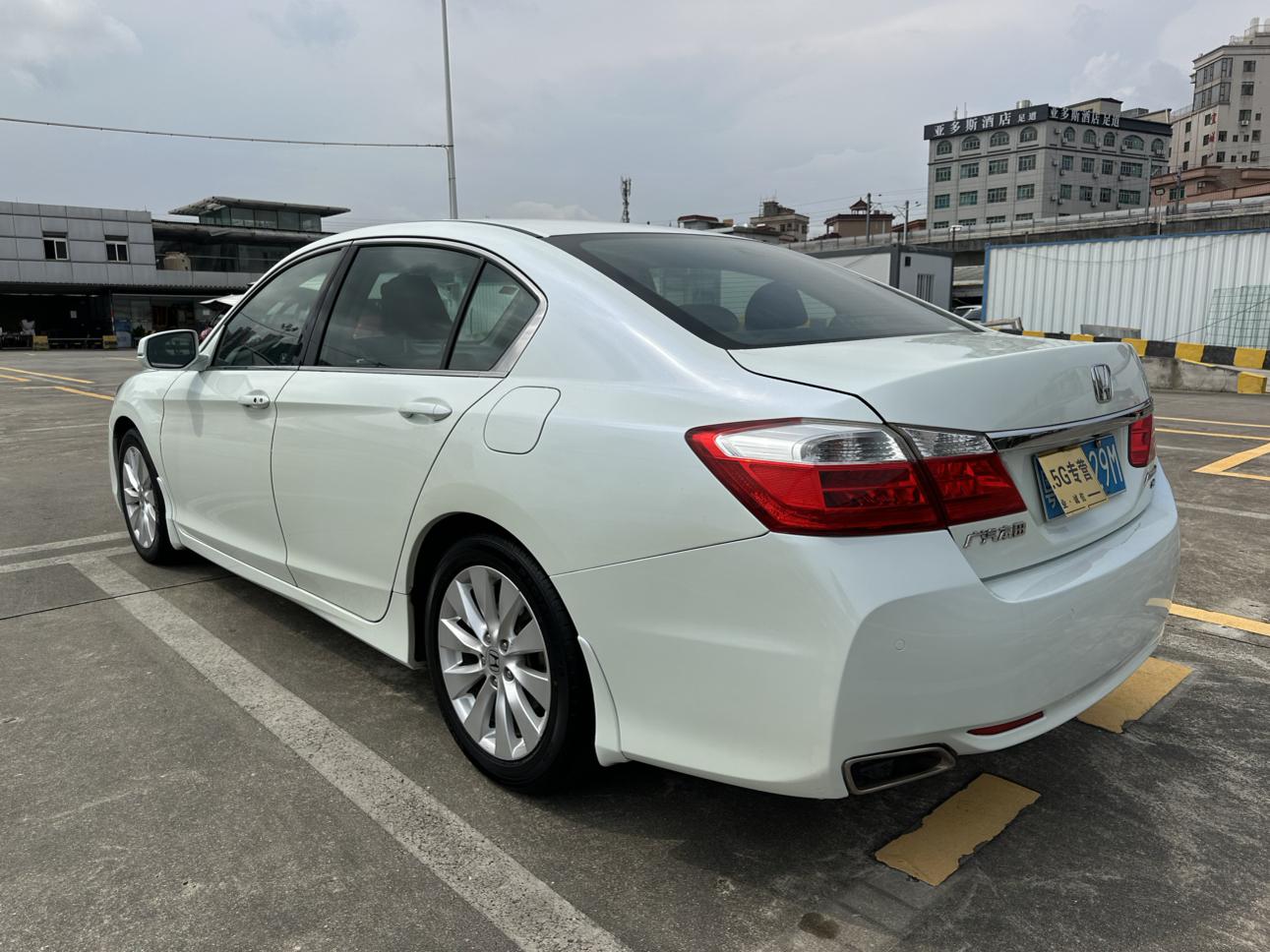 Honda Accord 2015 thumb 11