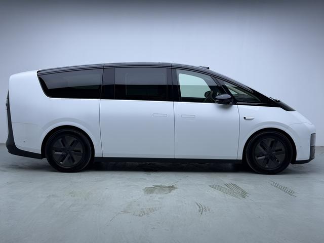Lixiang (Li Auto) Mega 2025 thumb 6