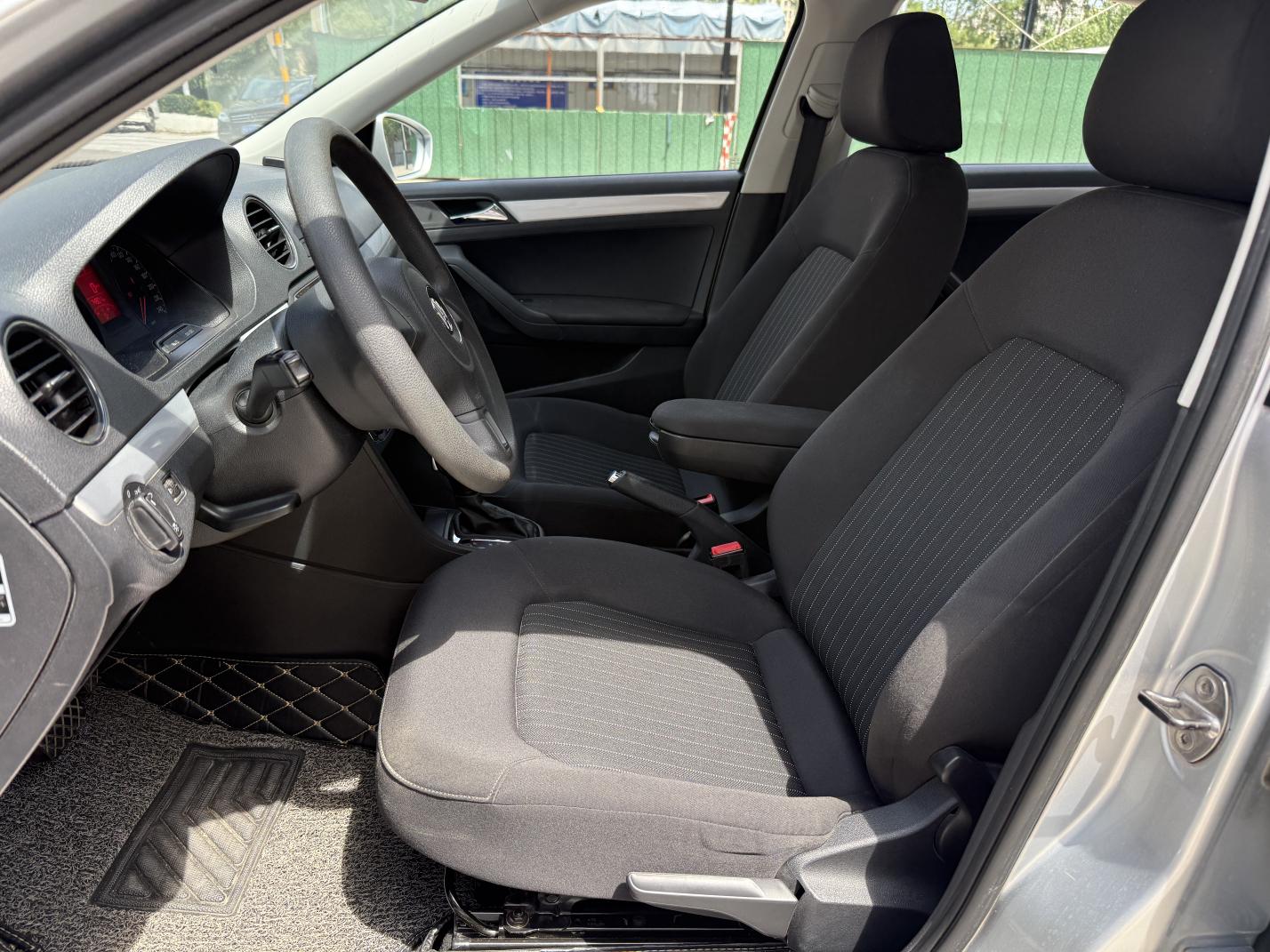 Volkswagen Jetta 2013 thumb 7