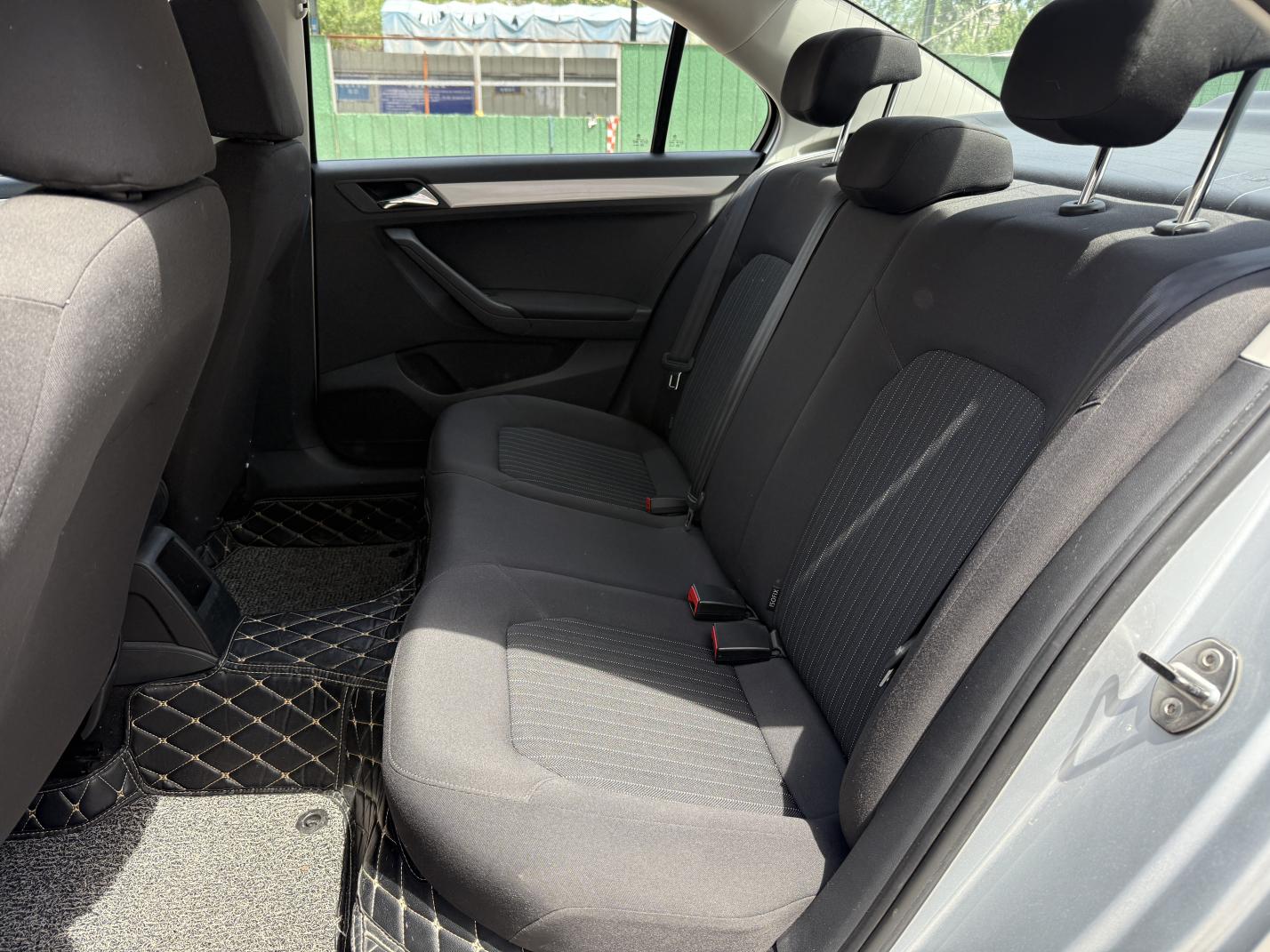 Volkswagen Jetta 2013 thumb 8