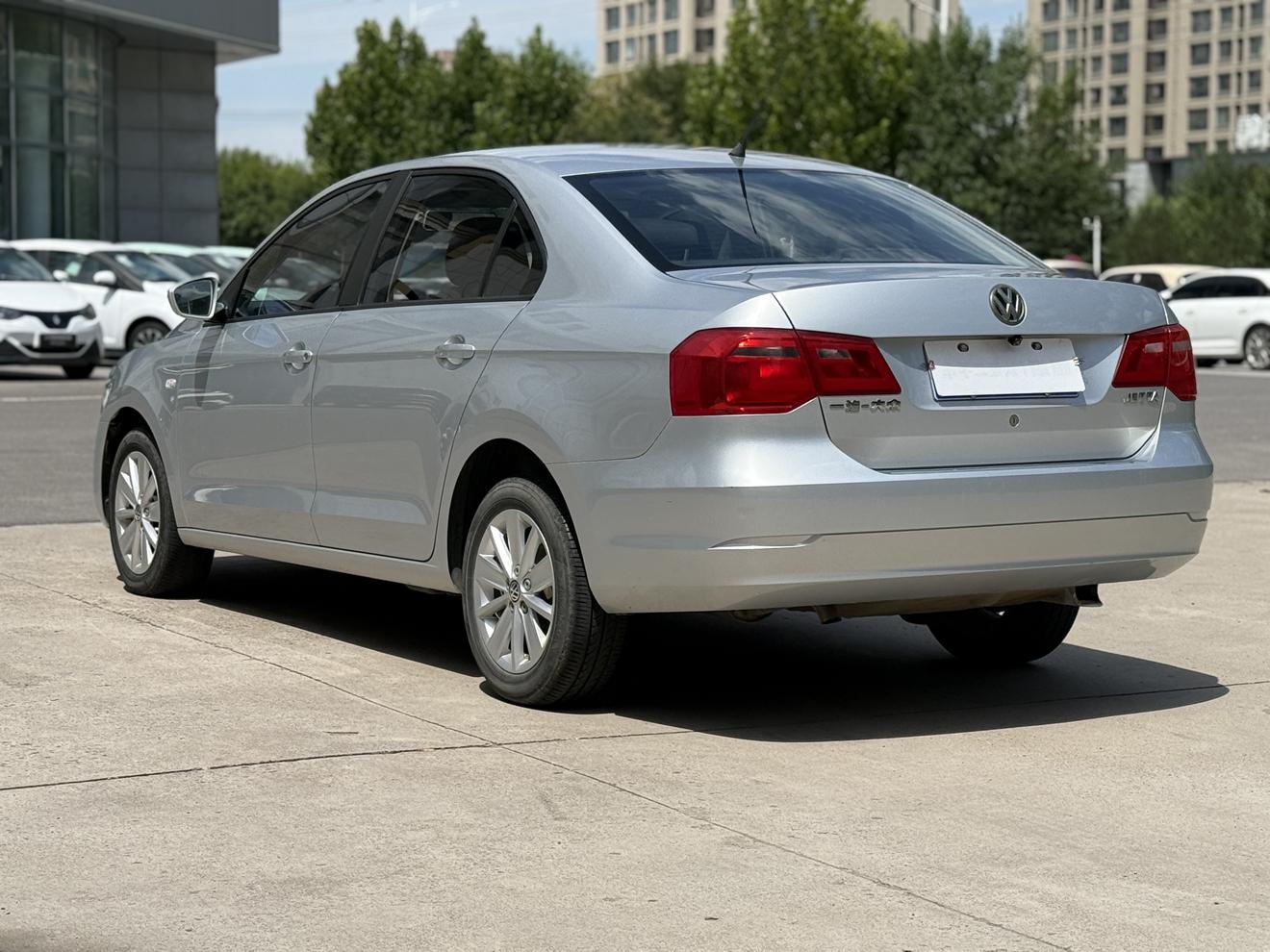 Volkswagen Jetta 2013 thumb 12