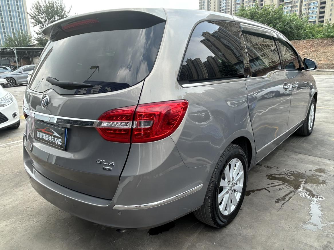 Buick GL8 2017 thumb 4