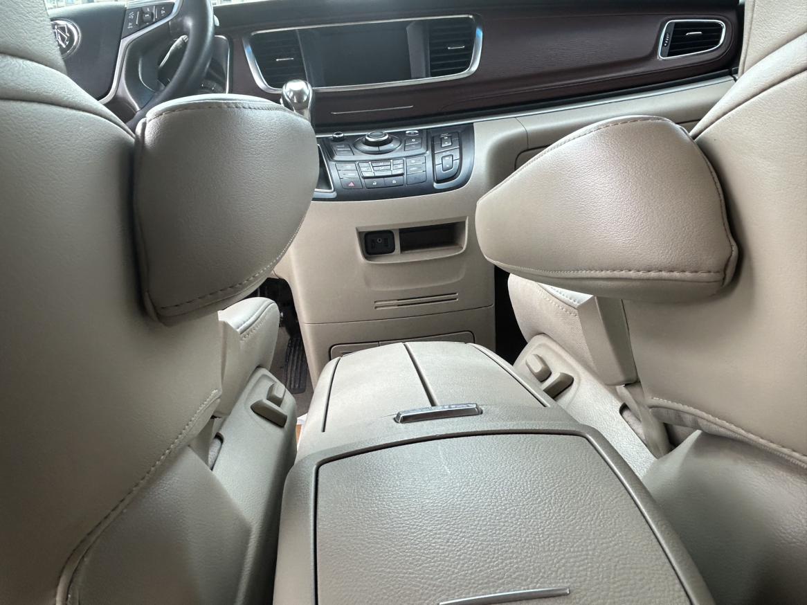 Buick GL8 2017 thumb 6