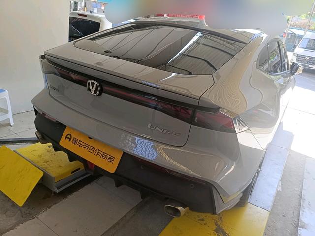 Changan UNI-V 2022 thumb 2