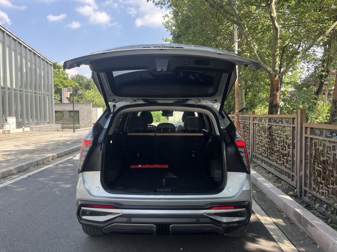 Geely Boyue L 2023 thumb 8
