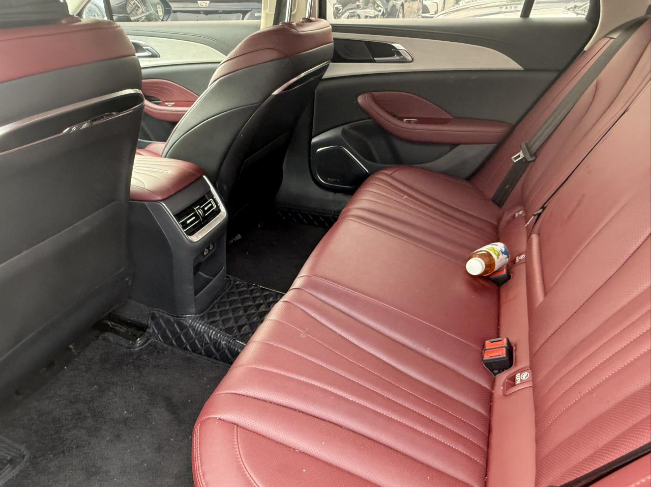 Hongqi H5 2024 thumb 9