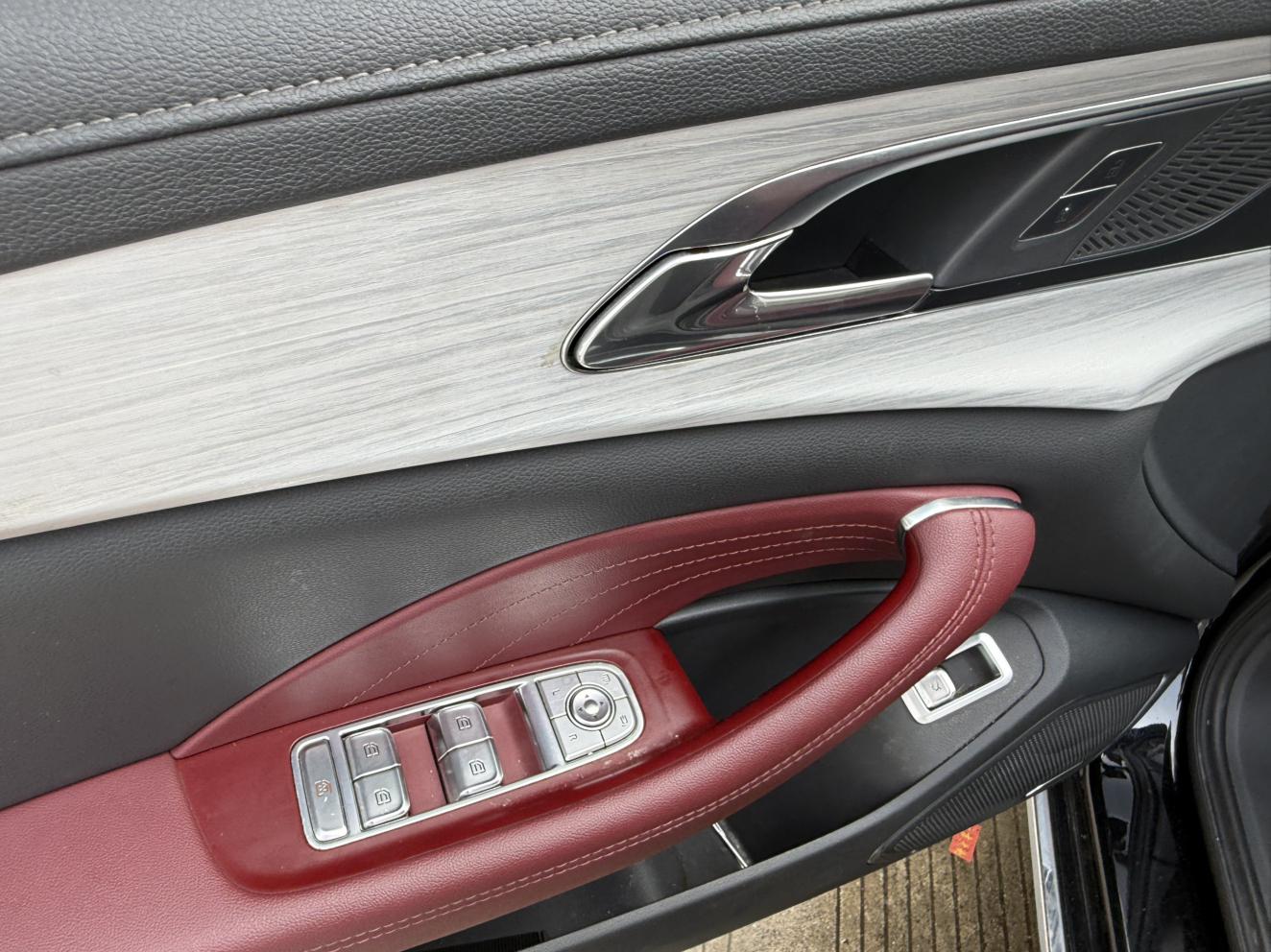 Hongqi H5 2024 thumb 10