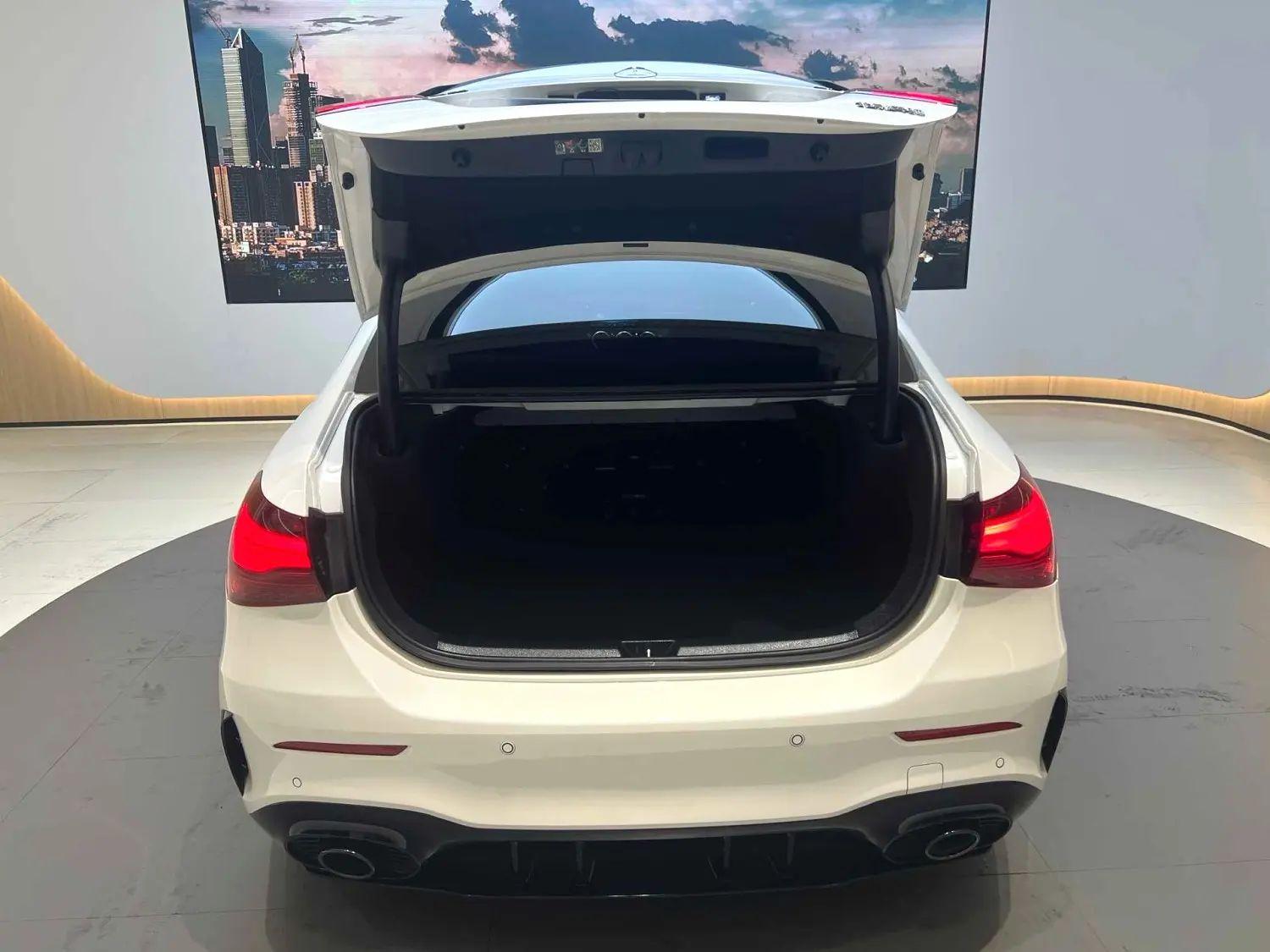 Mercedes-Benz A-Класс 2024 thumb 8