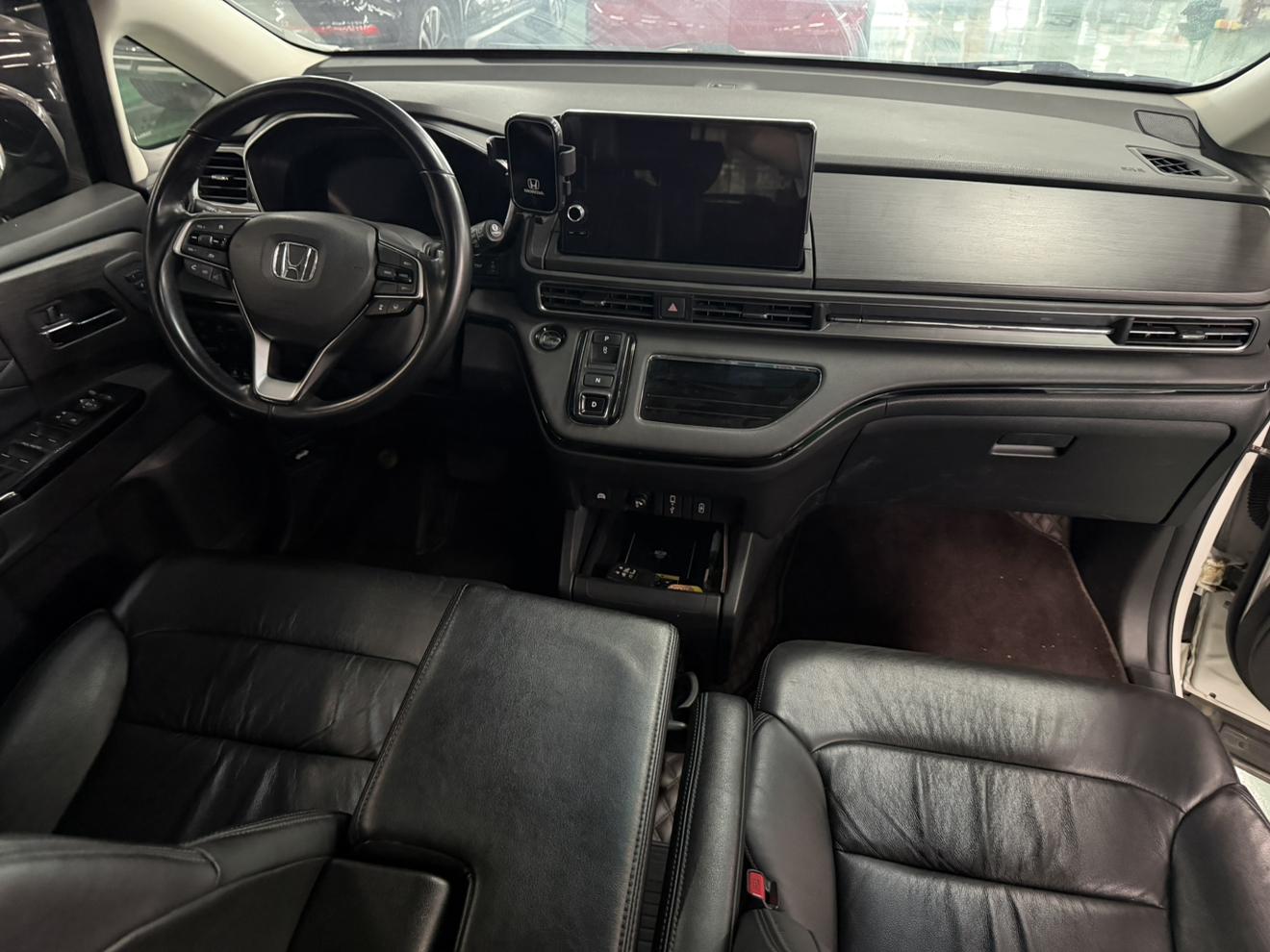 Honda Elysion 2022 thumb 9