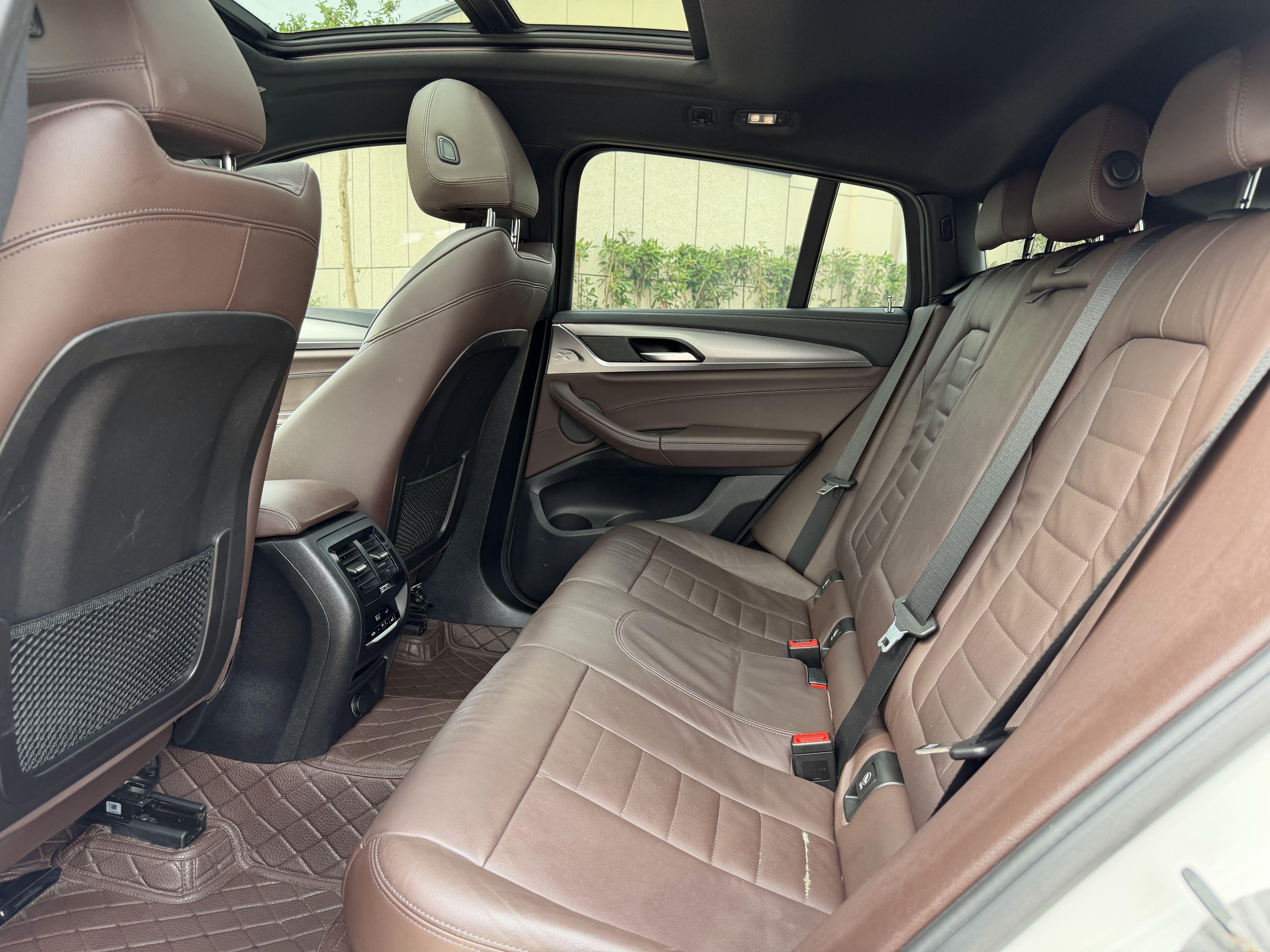 BMW X4 2019 thumb 11