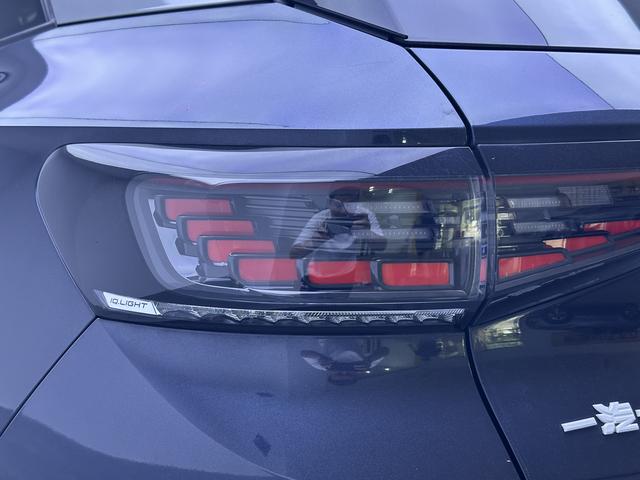 Volkswagen ID.4 2022 thumb 11