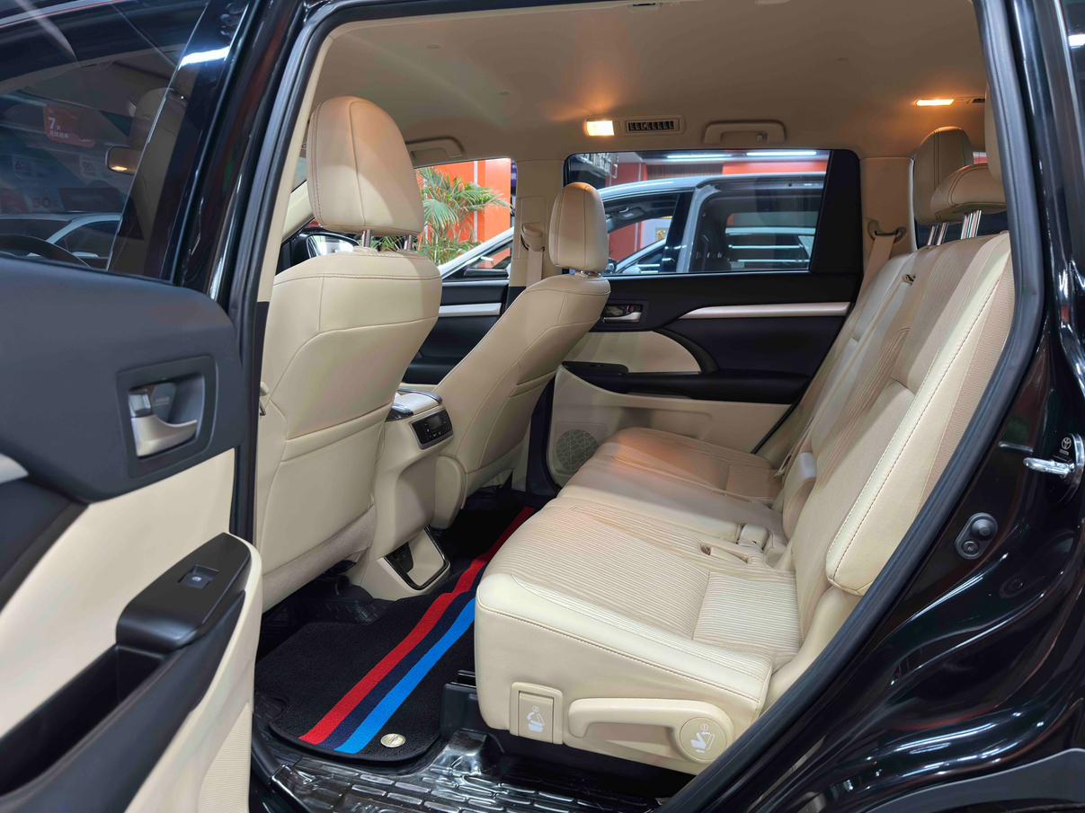 Toyota Highlander 2021 thumb 9
