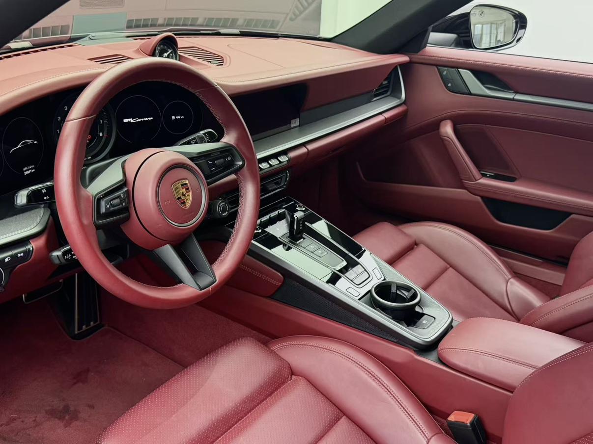 Porsche 911 2023 thumb 5