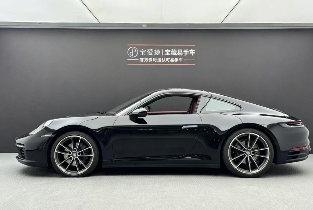 Porsche 911 2023 thumb 10