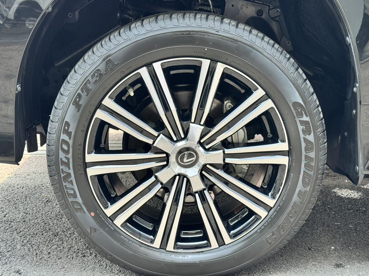 Lexus LX 2020 thumb 6