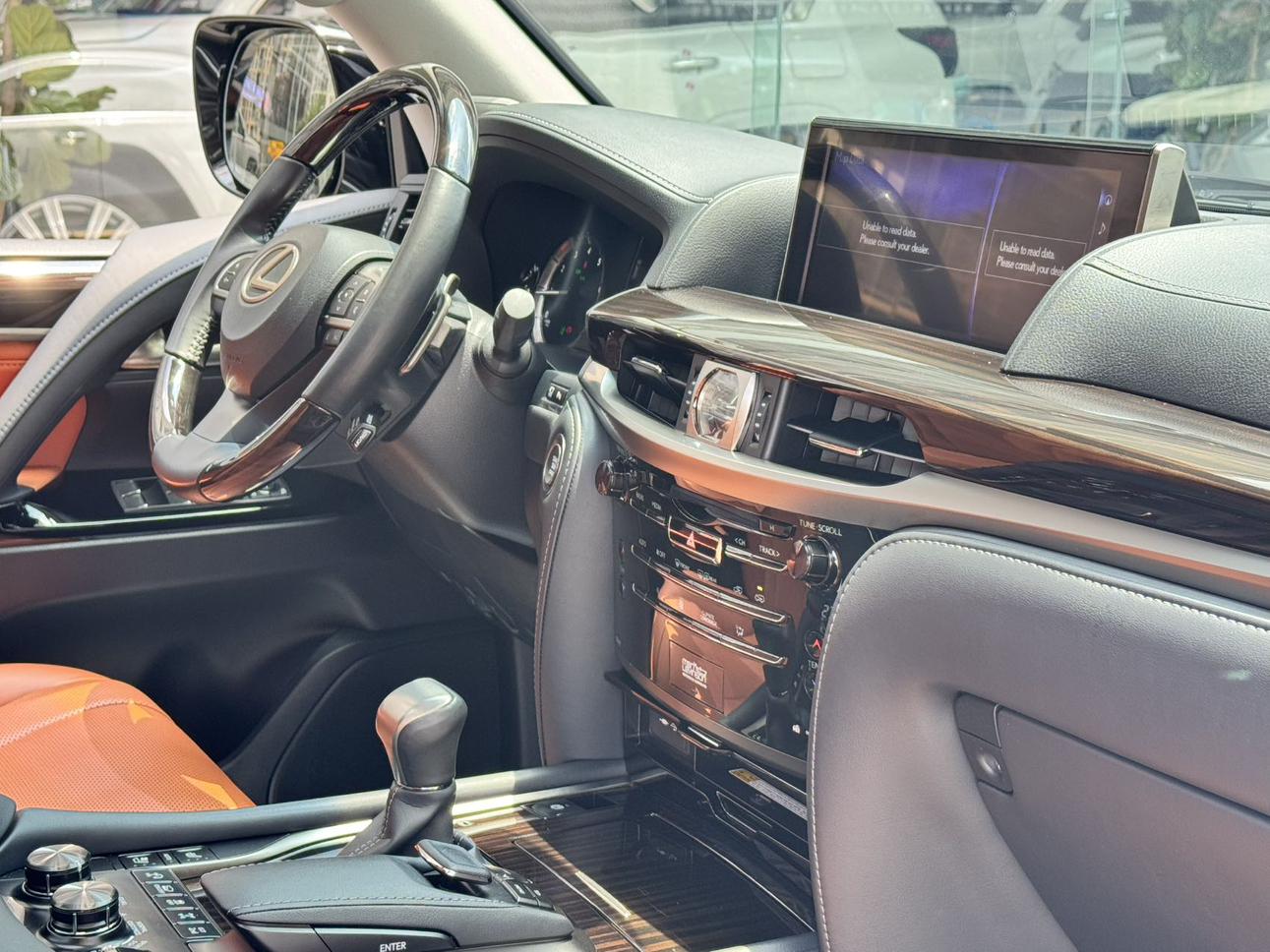 Lexus LX 2020 thumb 8
