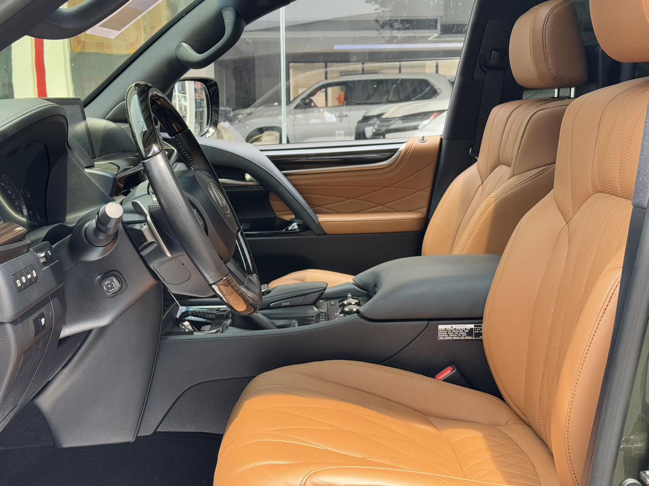 Lexus LX 2021 thumb 8