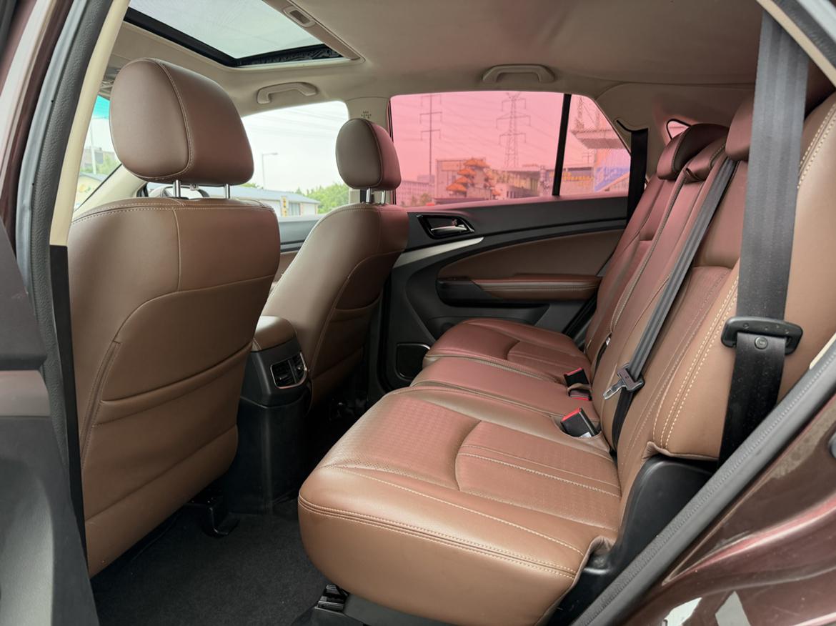 BYD S6 2015 thumb 11