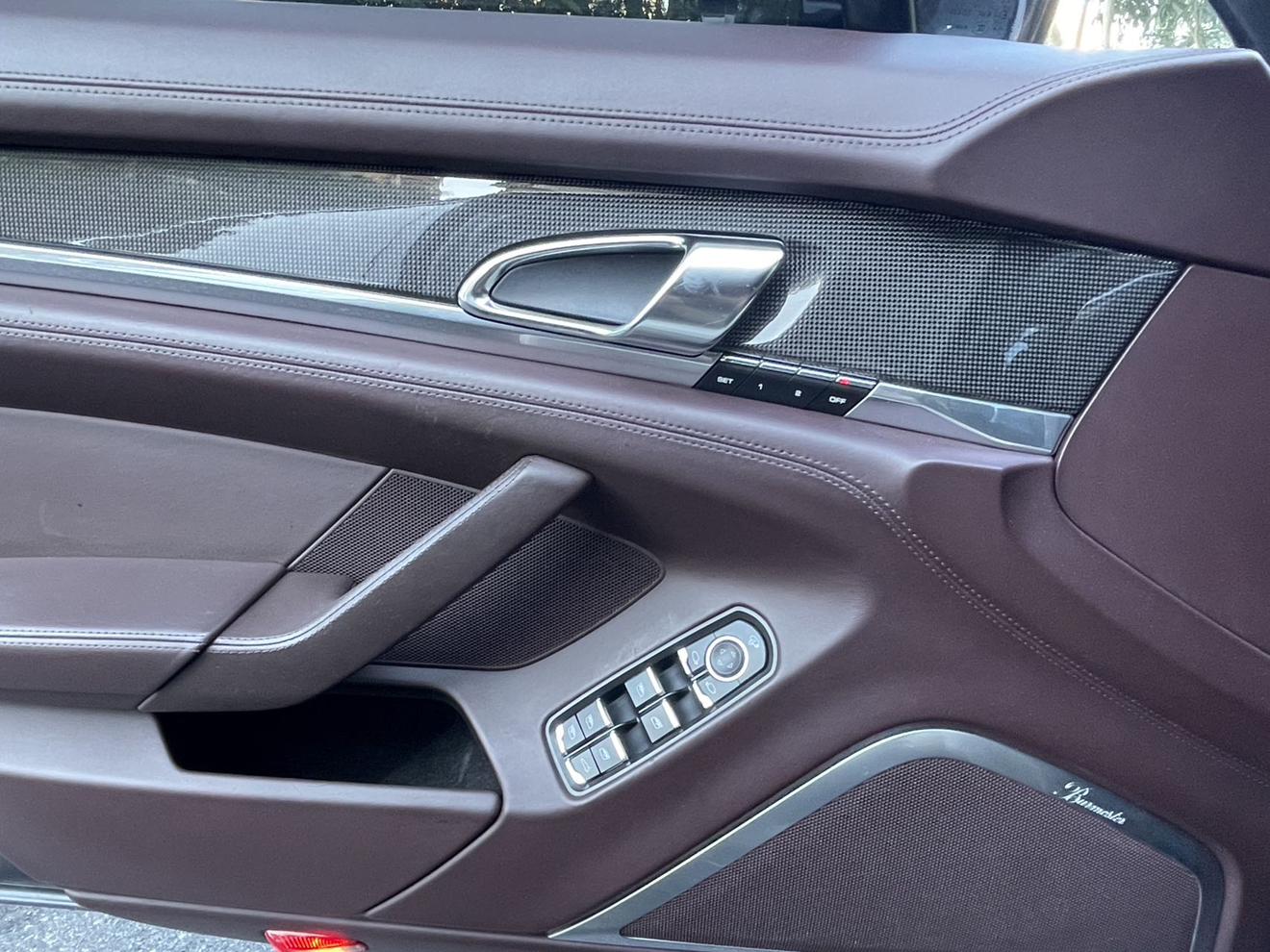 Porsche Panamera 2010 thumb 12