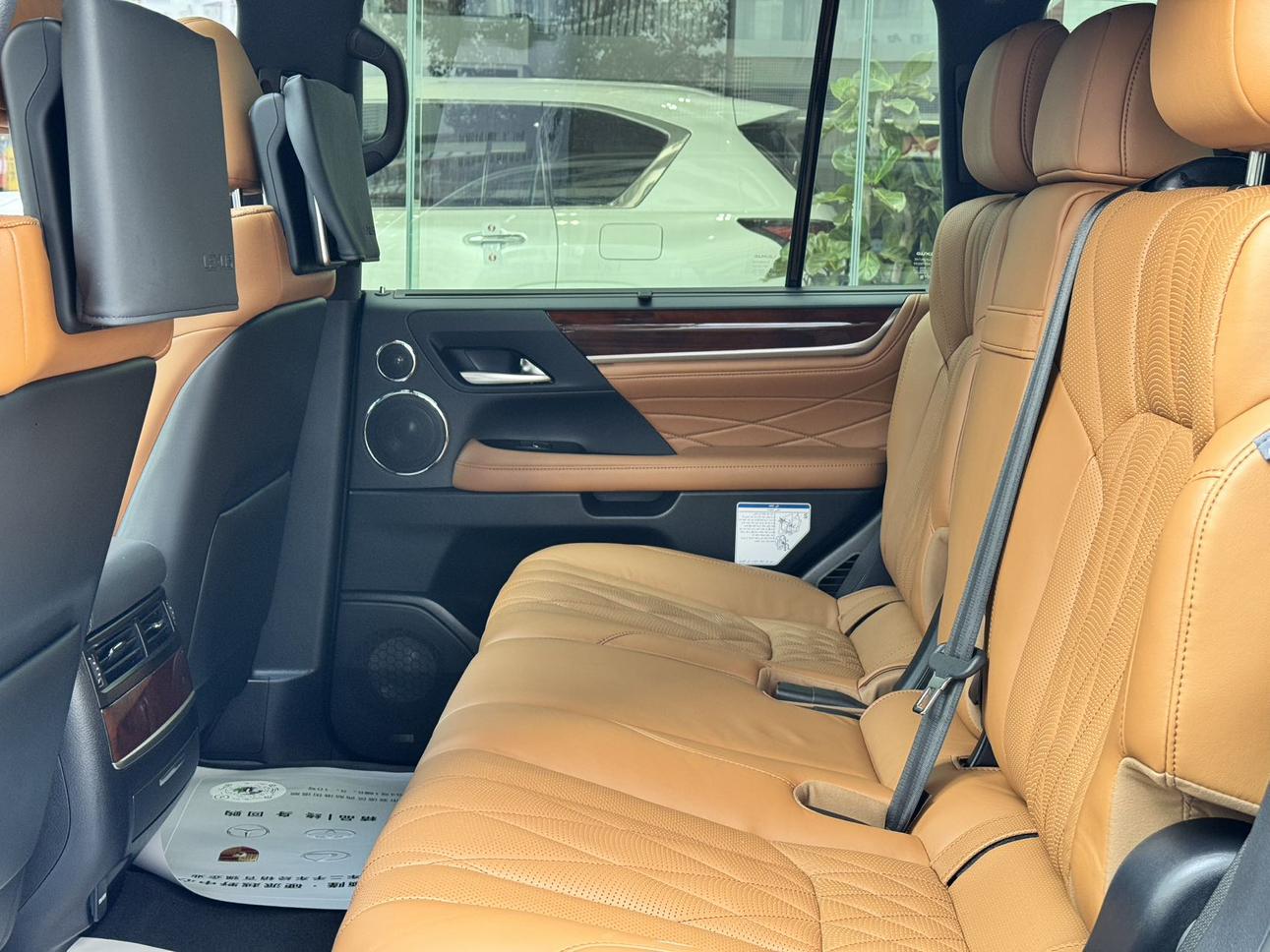 Lexus LX 2021 thumb 8