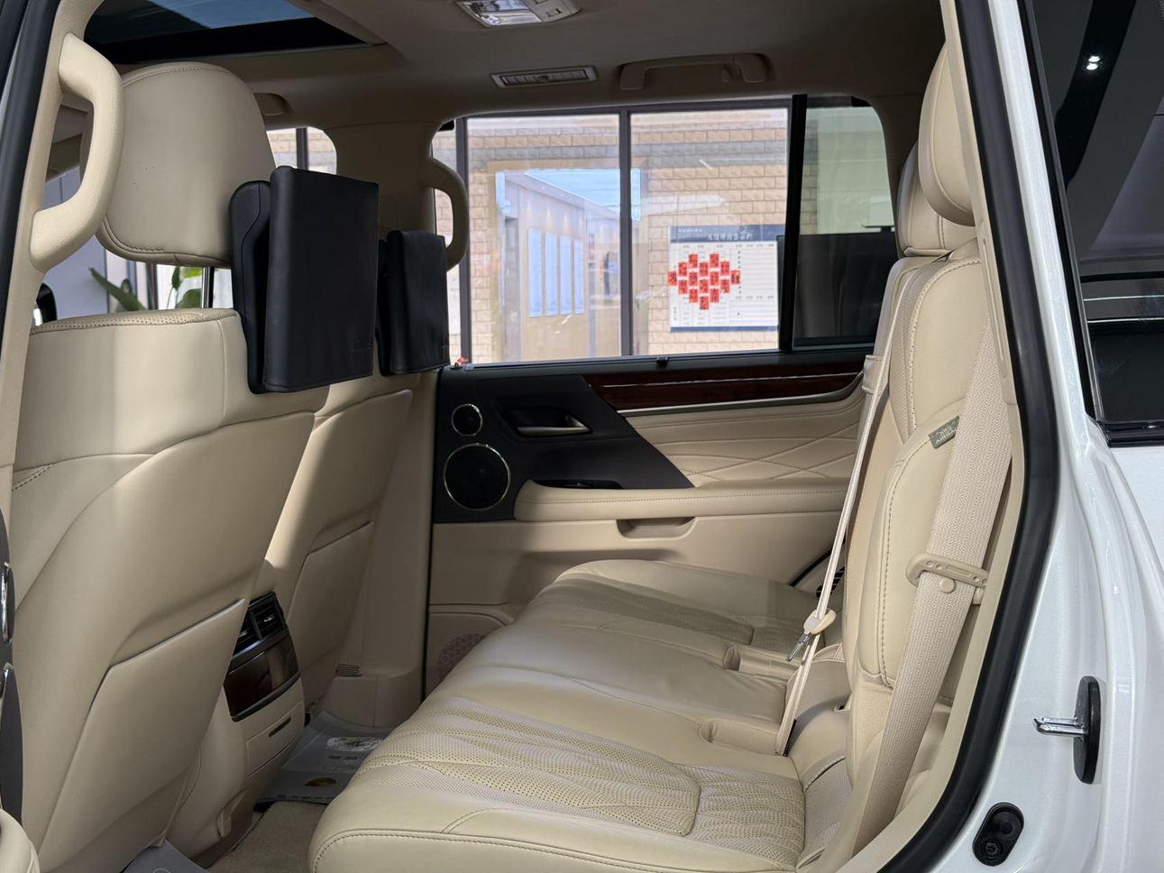 Lexus LX 2021 thumb 7