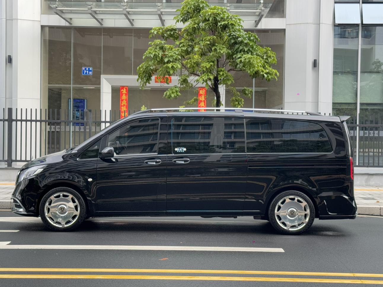 Mercedes-Benz Wei Ting 2018 thumb 9