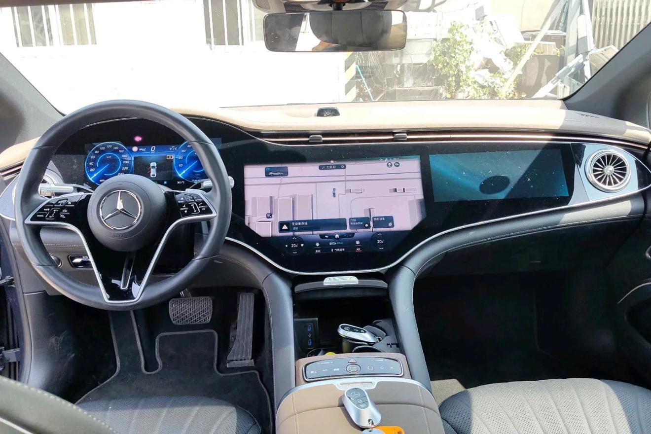 Mercedes-Benz EQS 2023 thumb 2