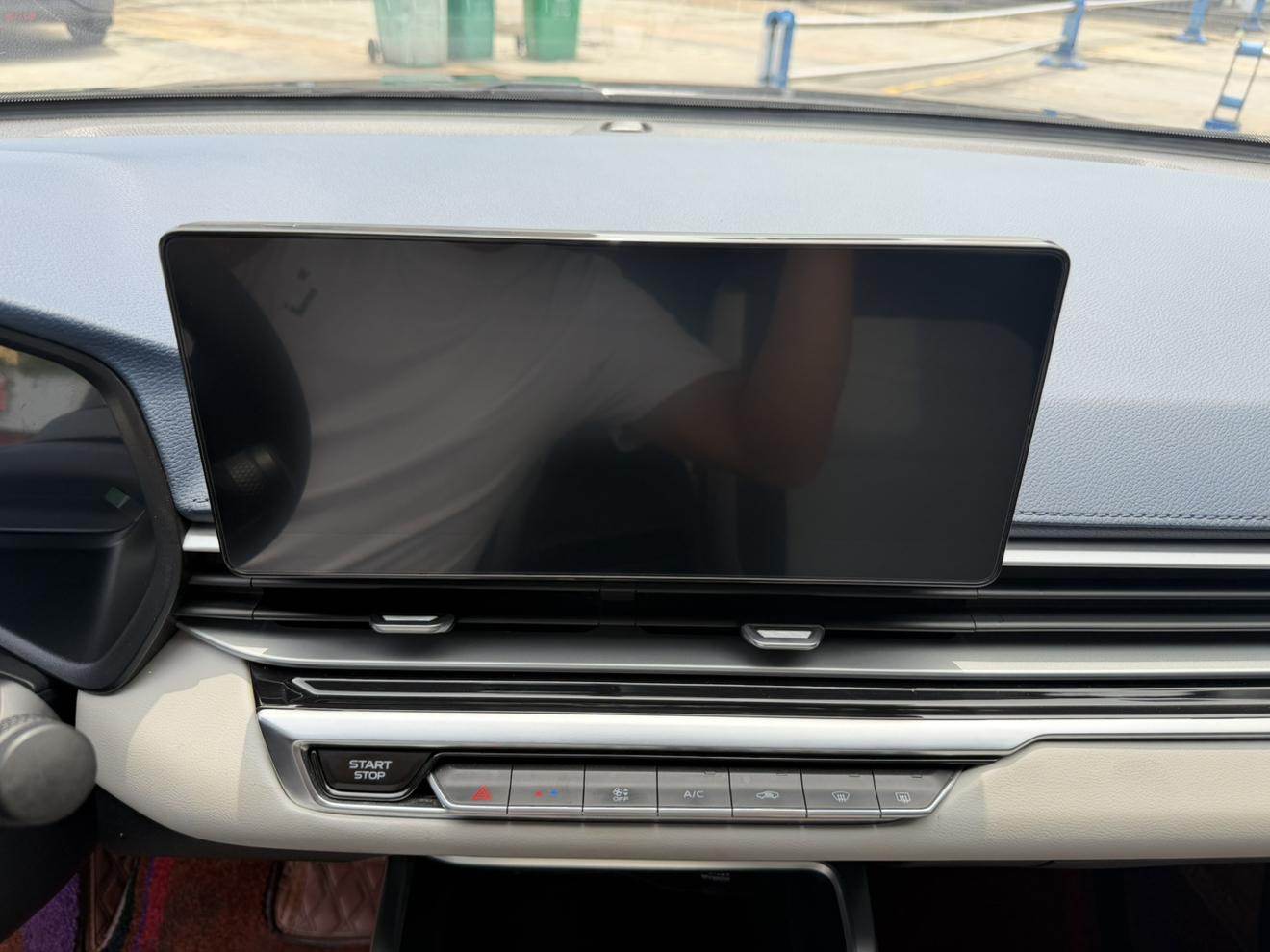 Geely Emgrand 2023 thumb 12