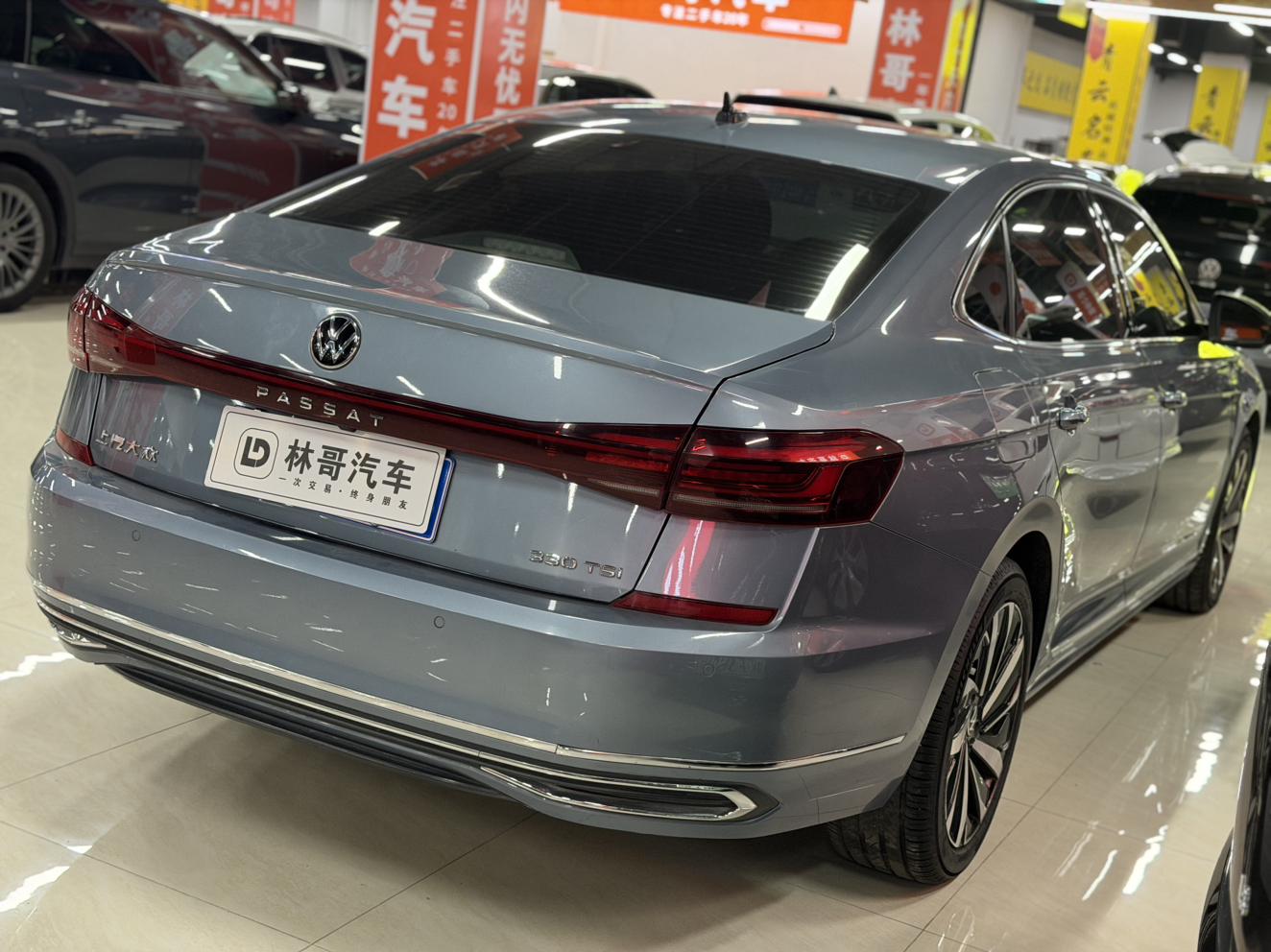 Volkswagen Passat (North America and China) 2022 thumb 4