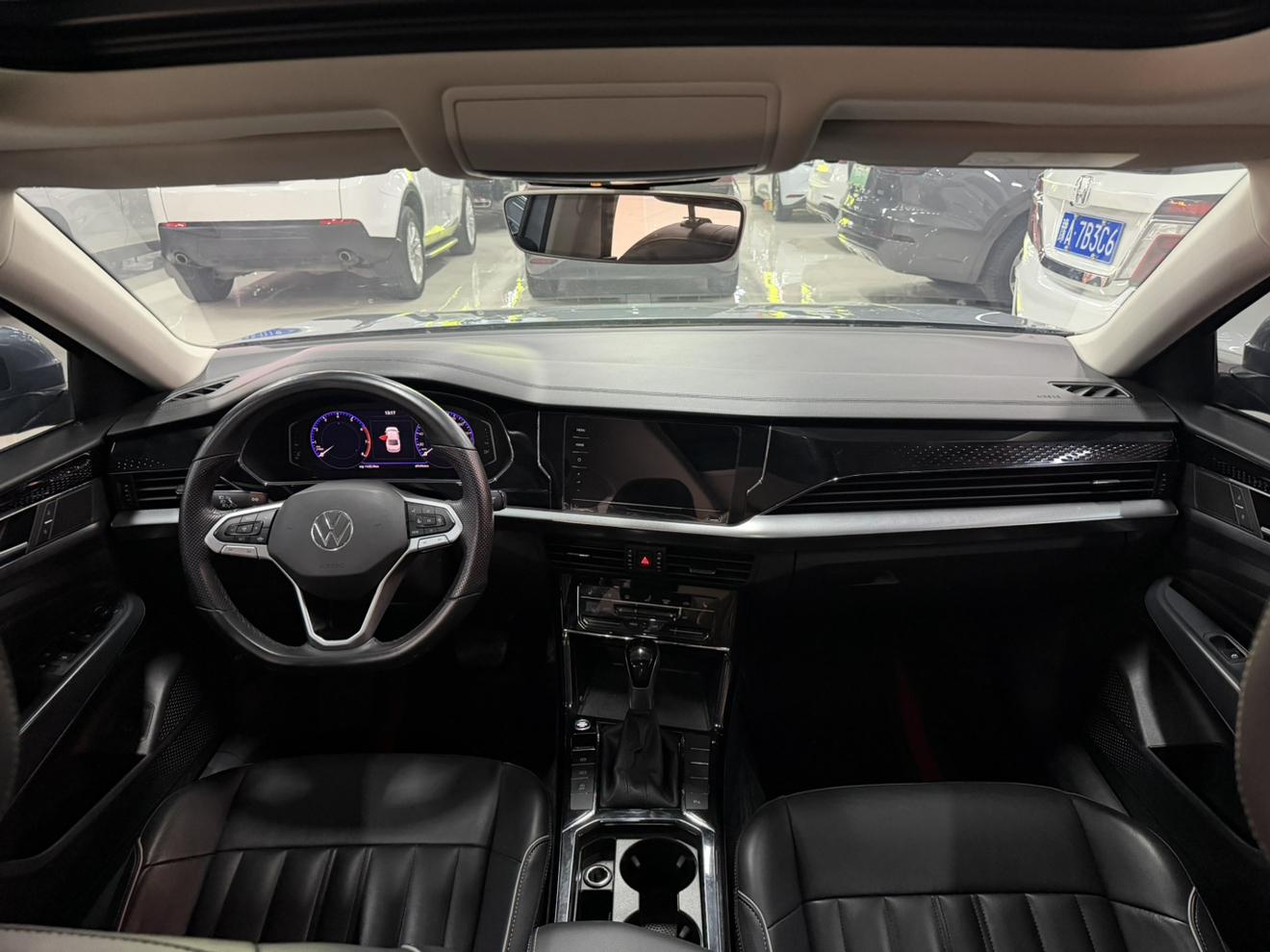 Volkswagen Passat (North America and China) 2022 thumb 5