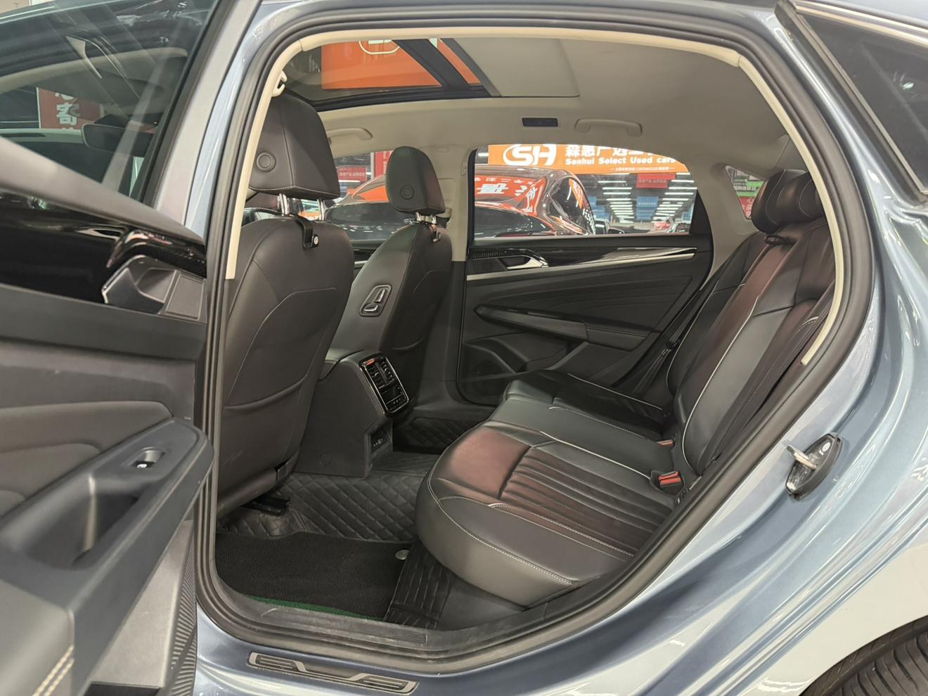 Volkswagen Passat (North America and China) 2022 thumb 7