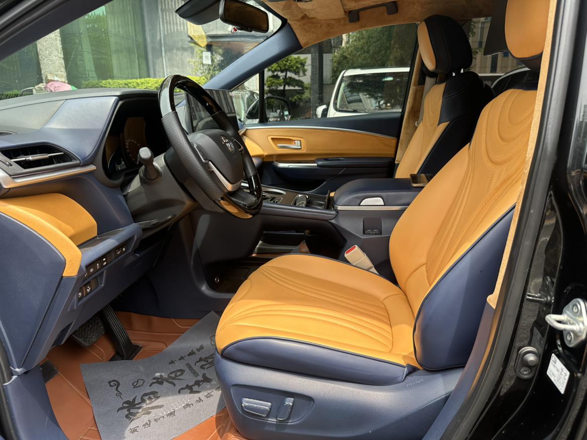 Toyota Sienna 2021 thumb 5