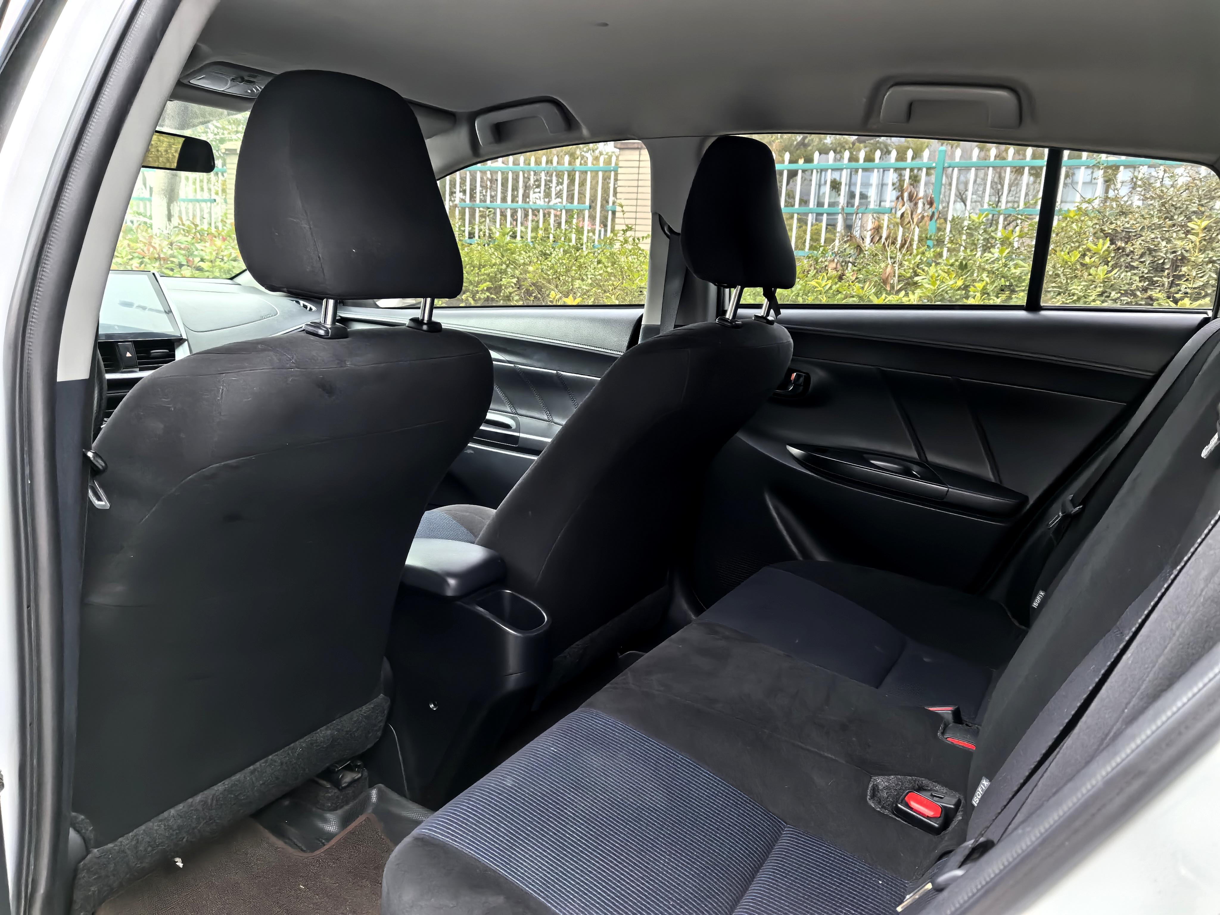Toyota Yaris 2016 thumb 10