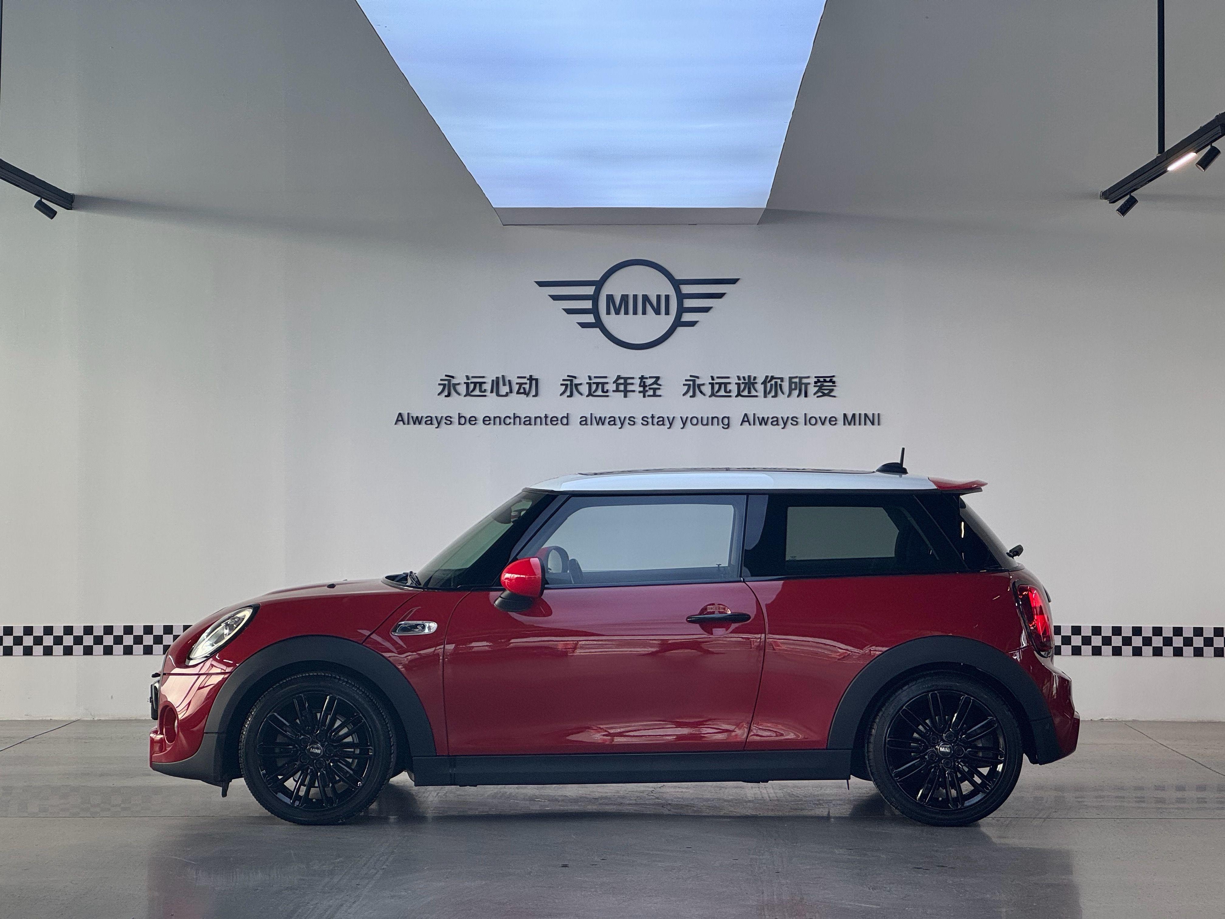 Mini Hatch 2014 thumb 2