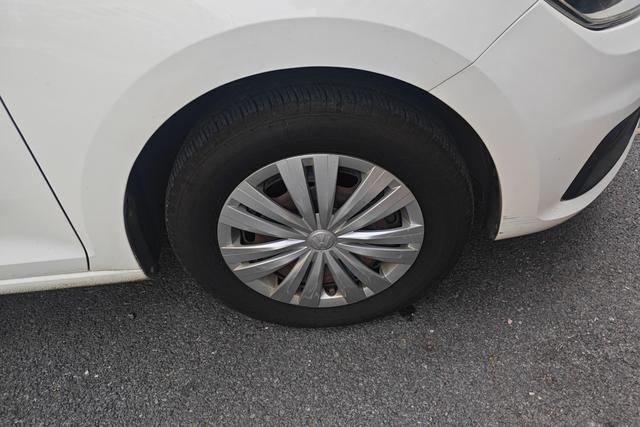 Volkswagen Santana 2019 thumb 7