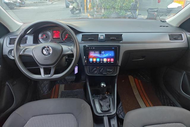 Volkswagen Santana 2019 thumb 9