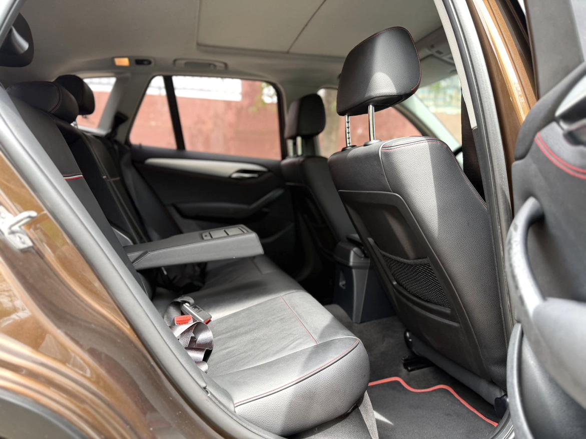 BMW X1 2014 thumb 7