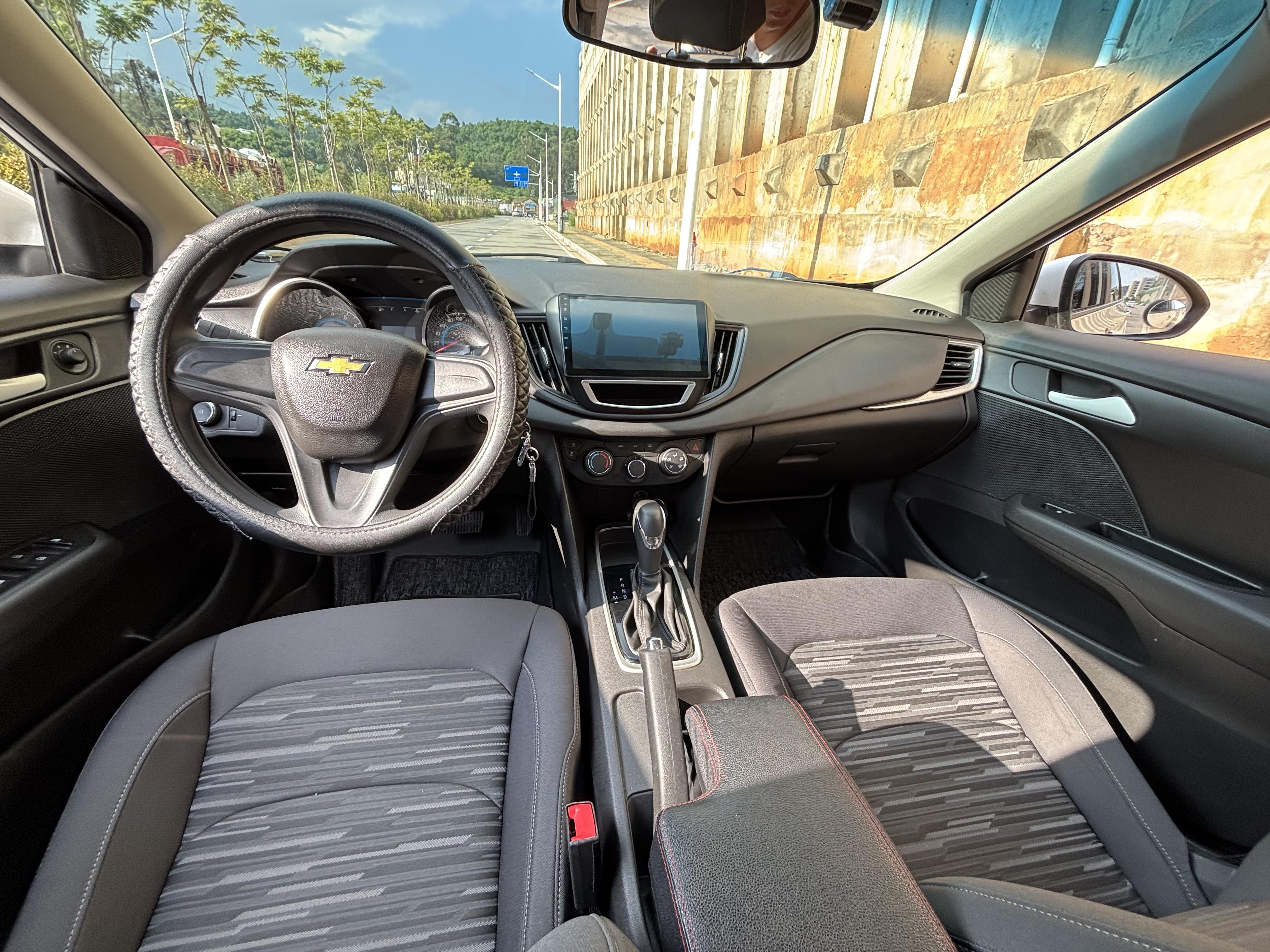 Chevrolet Cavalier 2019 thumb 5