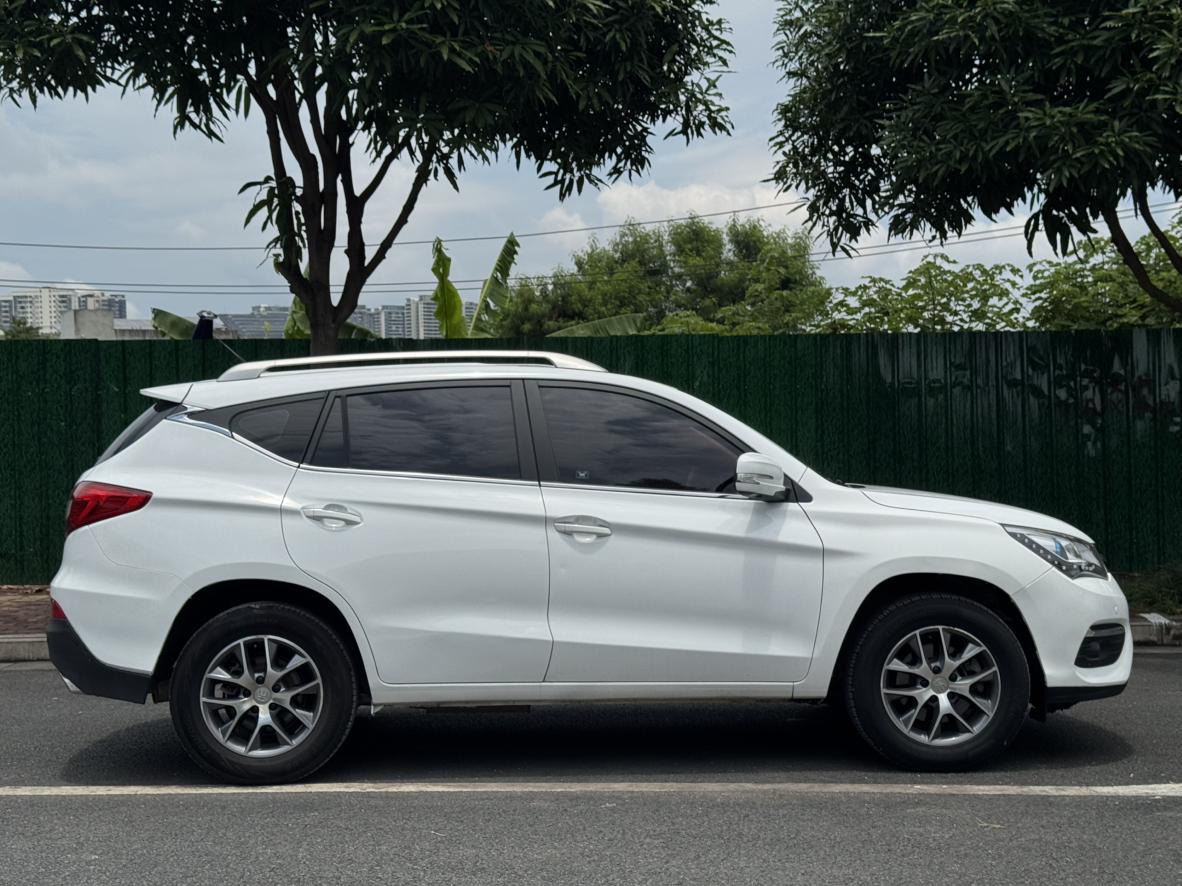 BYD Song 2018 thumb 5