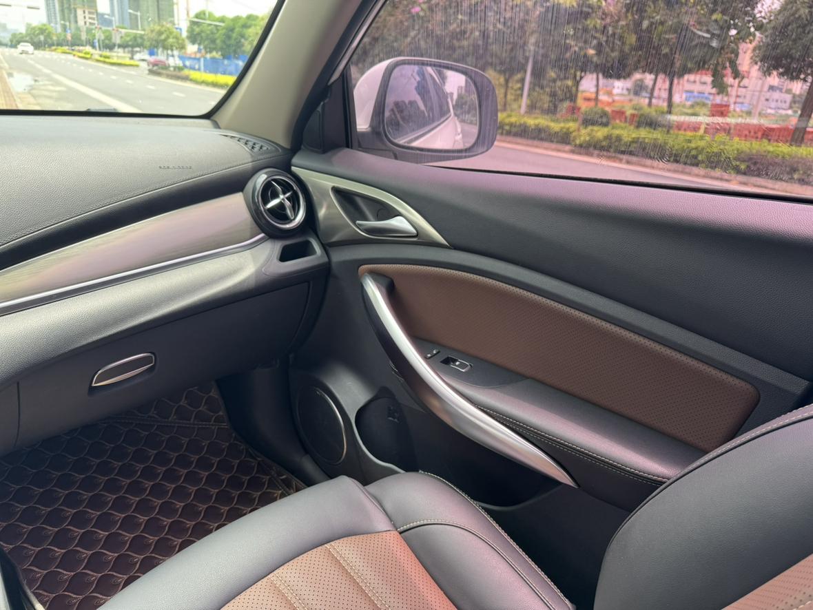 BYD Song 2018 thumb 7