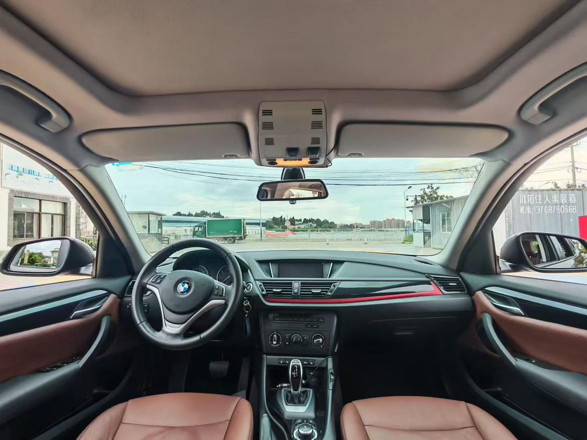 BMW X1 2015 thumb 4