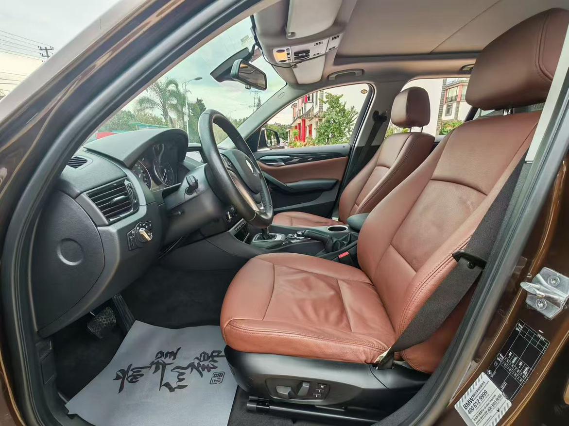 BMW X1 2015 thumb 5