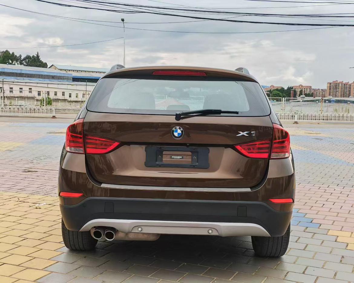 BMW X1 2015 thumb 12