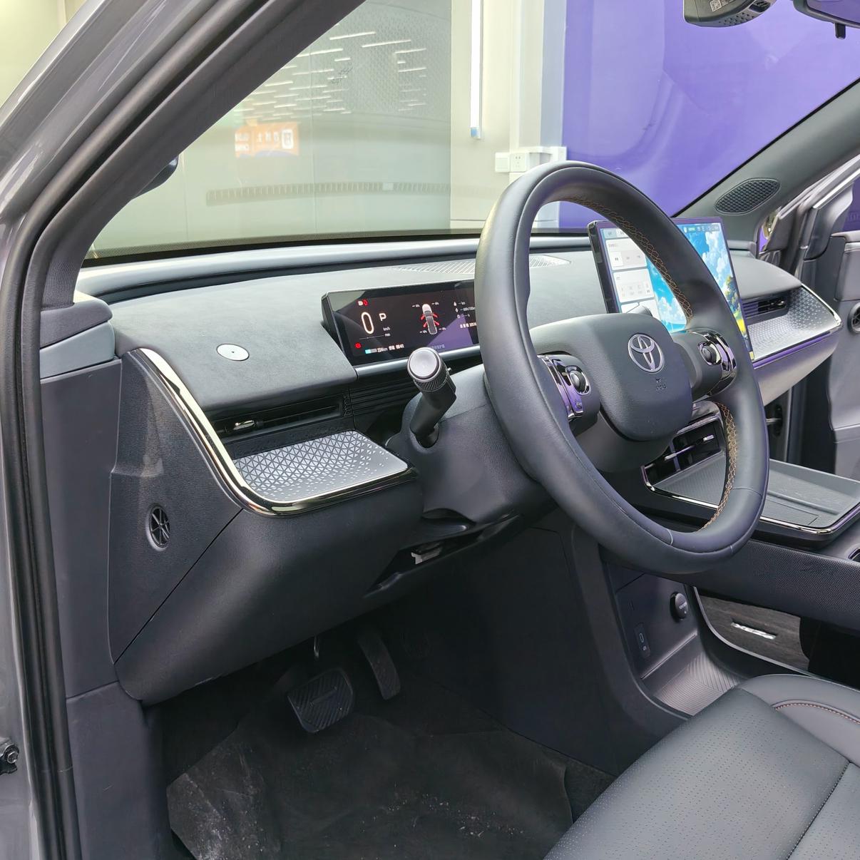 Toyota 3X 2025 thumb 12