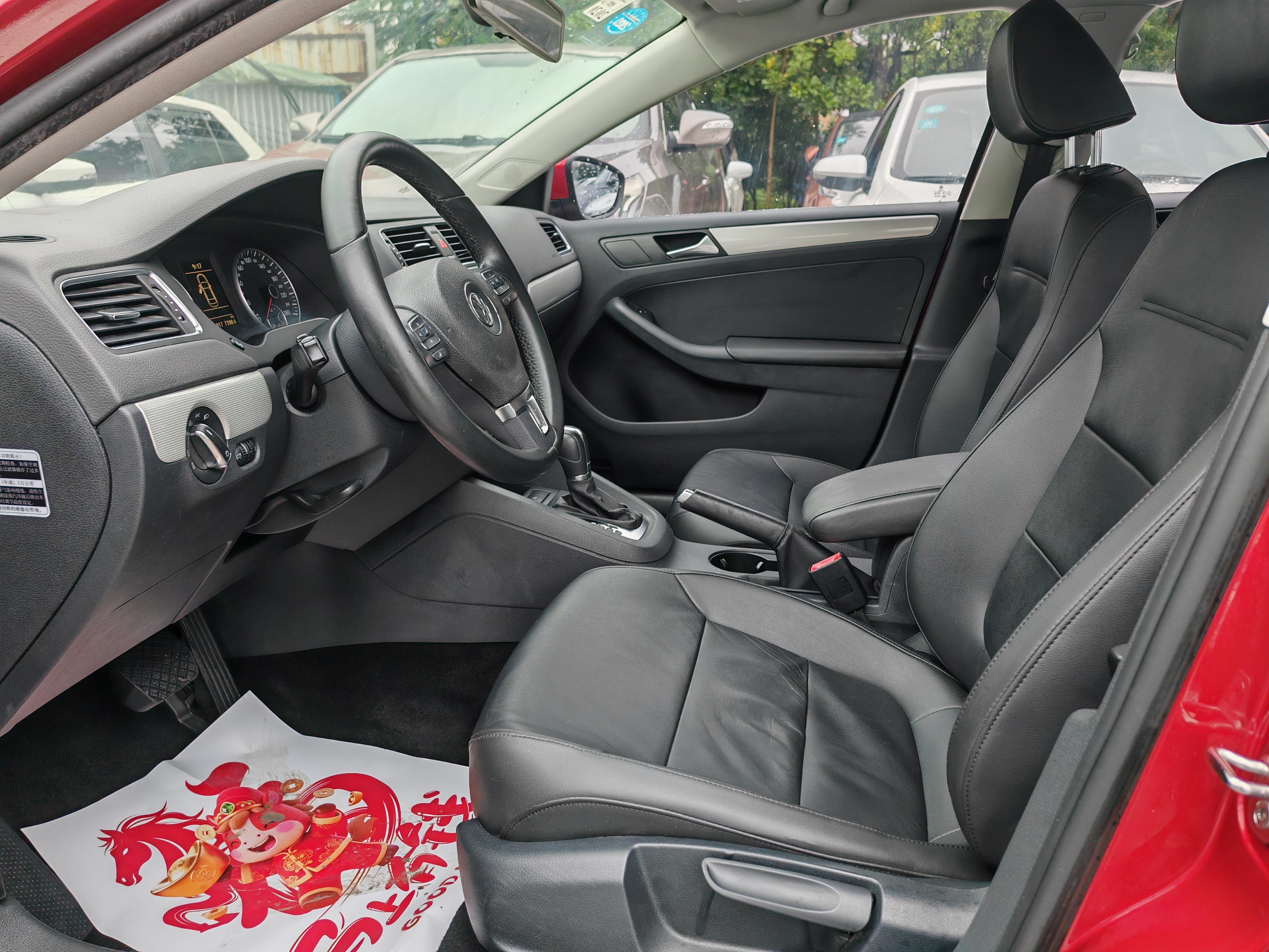 Volkswagen Sagitar 2014 thumb 6