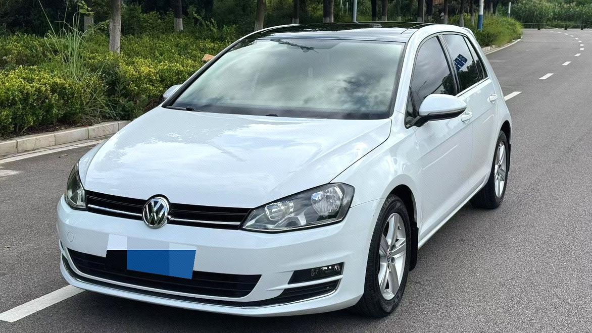Volkswagen Golf Sportsvan 2015 thumb 8